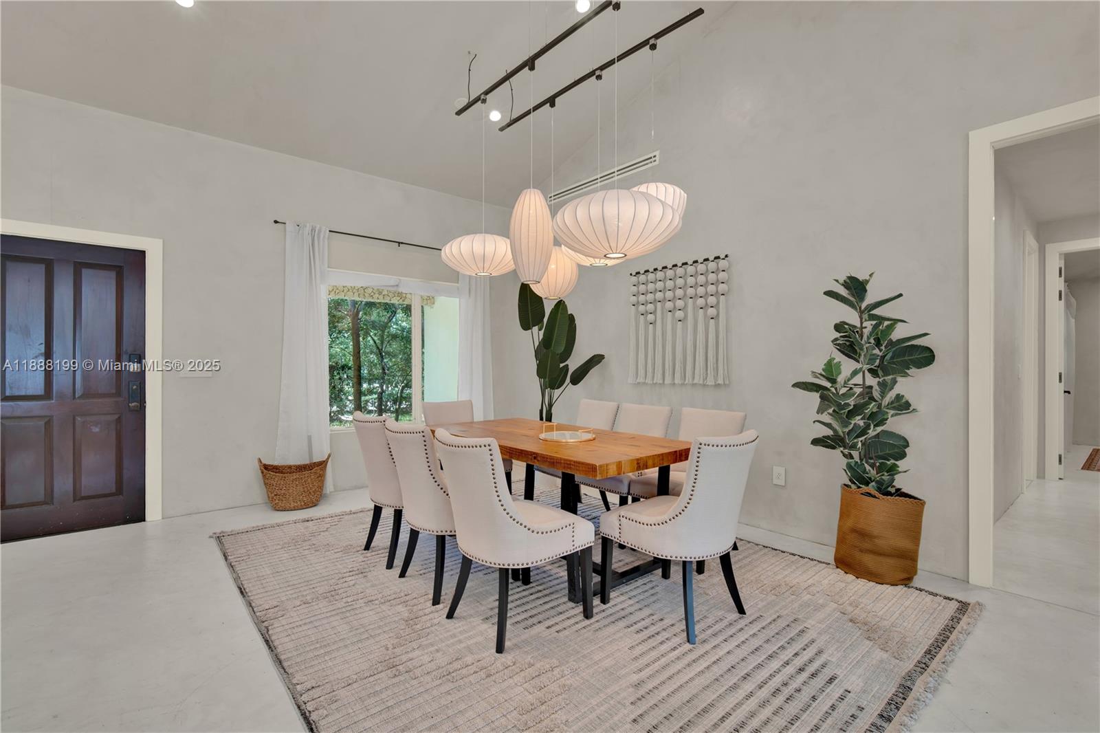 BAY POINT - Residential Lease
