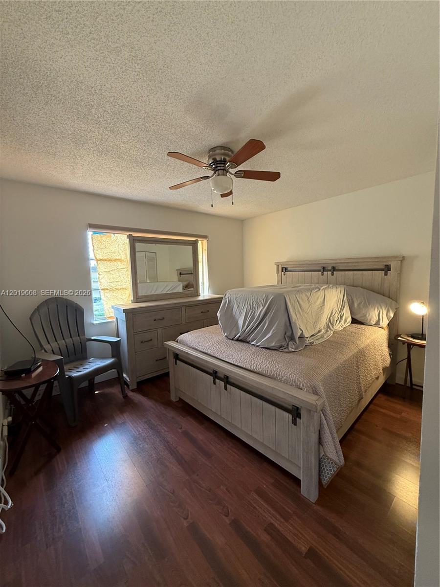 OAKBROOK II CONDO - Residential