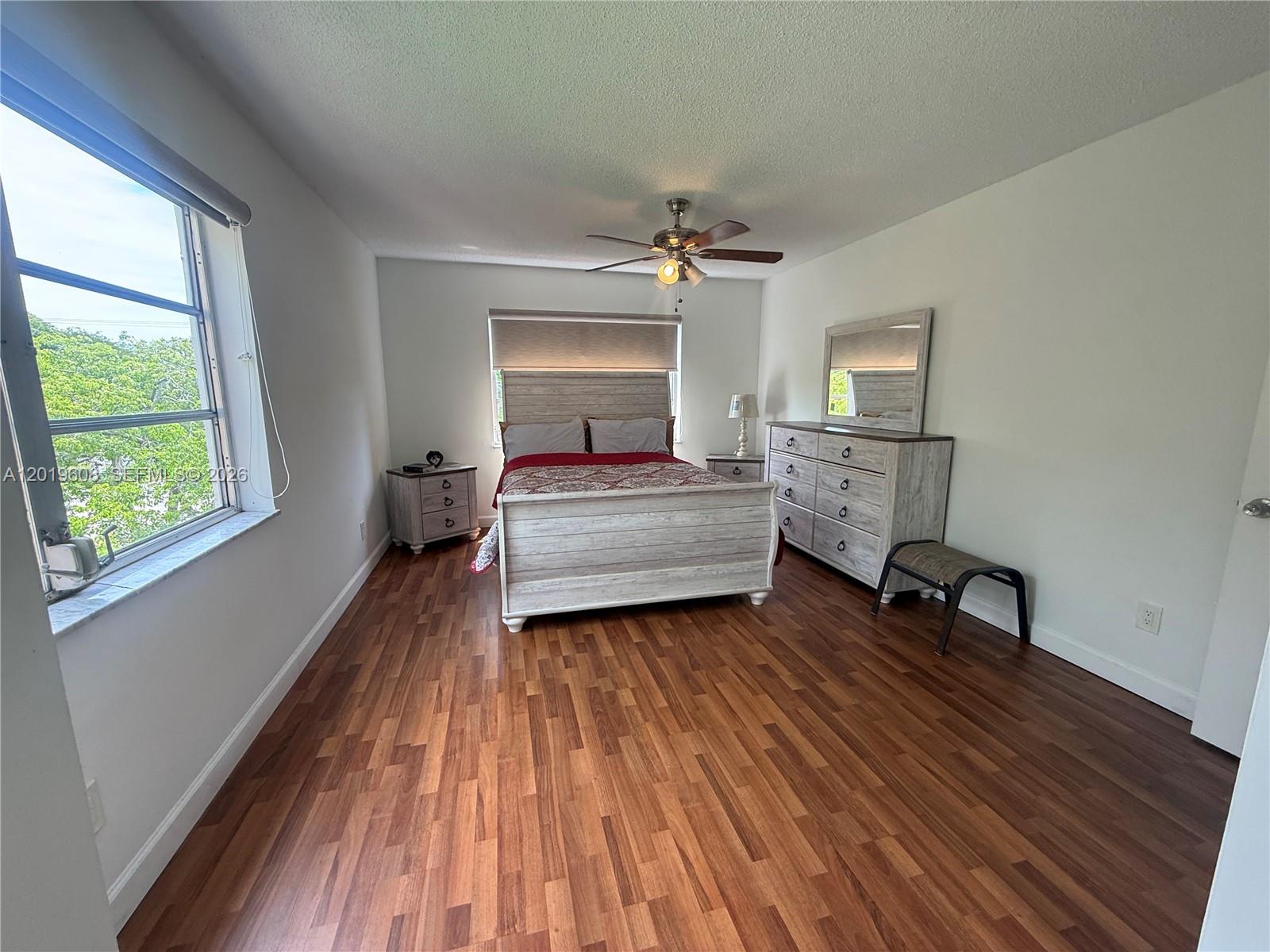 OAKBROOK II CONDO - Residential
