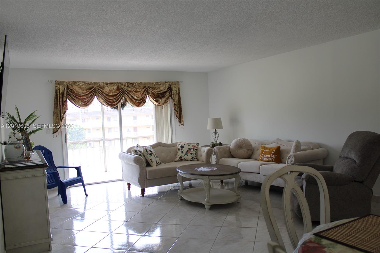 OAKBROOK II CONDO - Residential