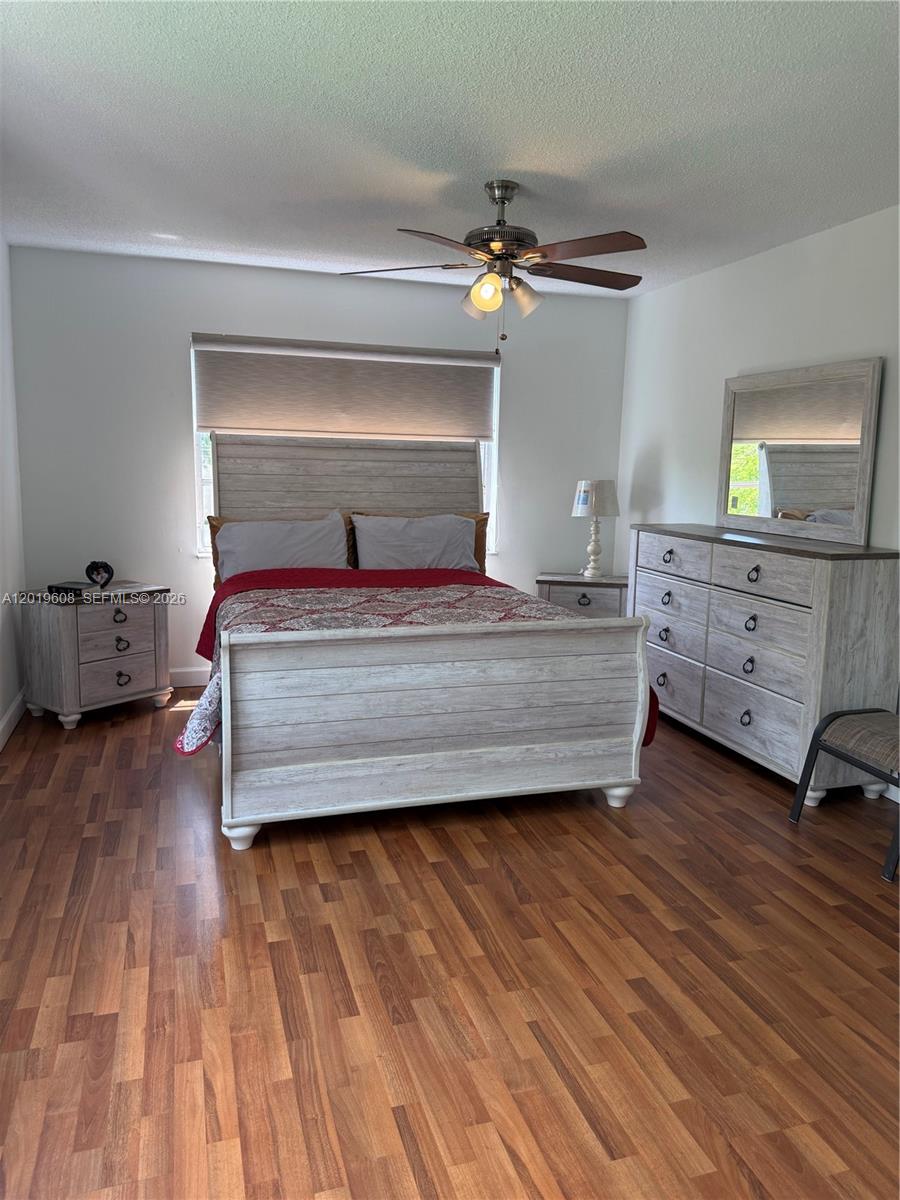 OAKBROOK II CONDO - Residential