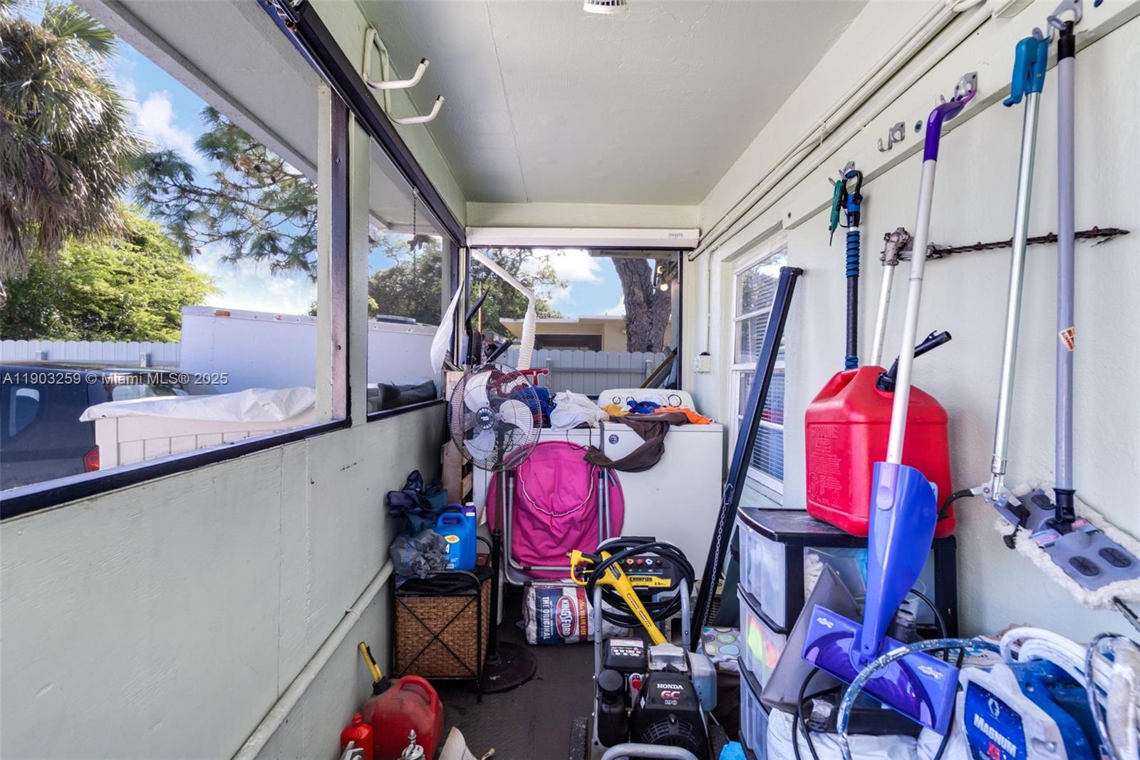 LINCOLN PARK THIRD ADD - Residential