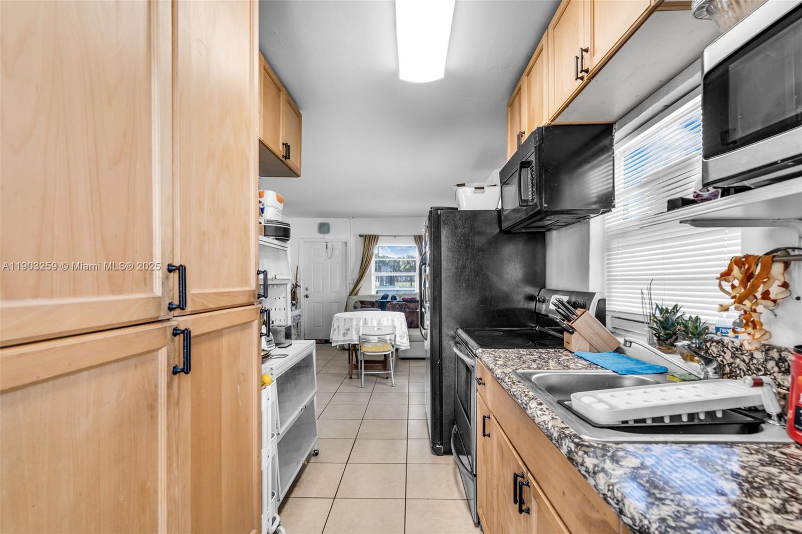 LINCOLN PARK THIRD ADD - Residential