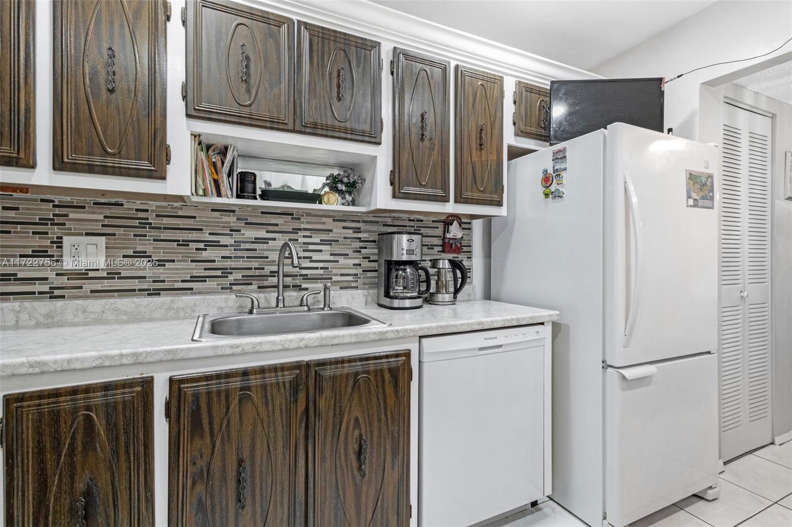 4000 NW 44th Ave 205