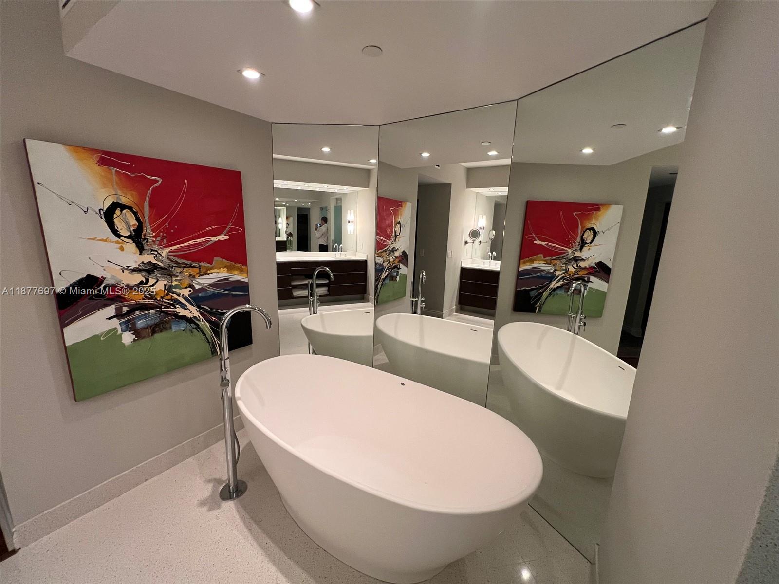 PORTOFINO TOWER CONDO - Residential Lease