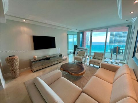 300 S Pointe Dr 2806 Miami Beach FL 33139
