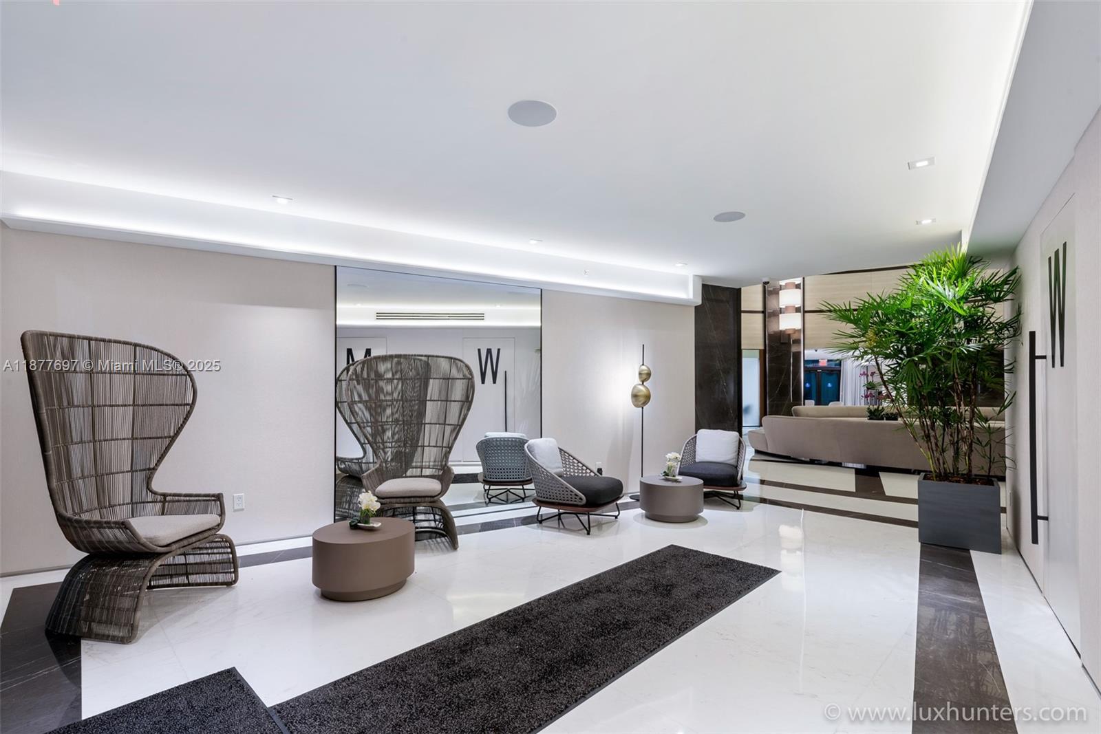 PORTOFINO TOWER CONDO - Residential Lease