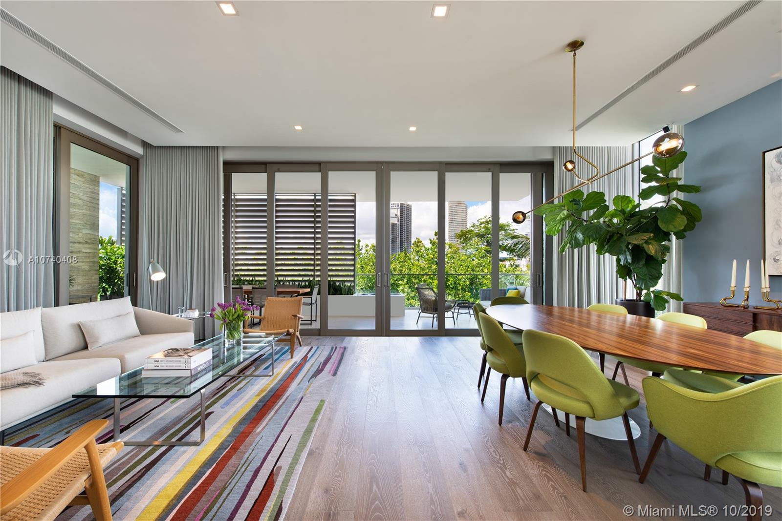 Louver House - Residential
