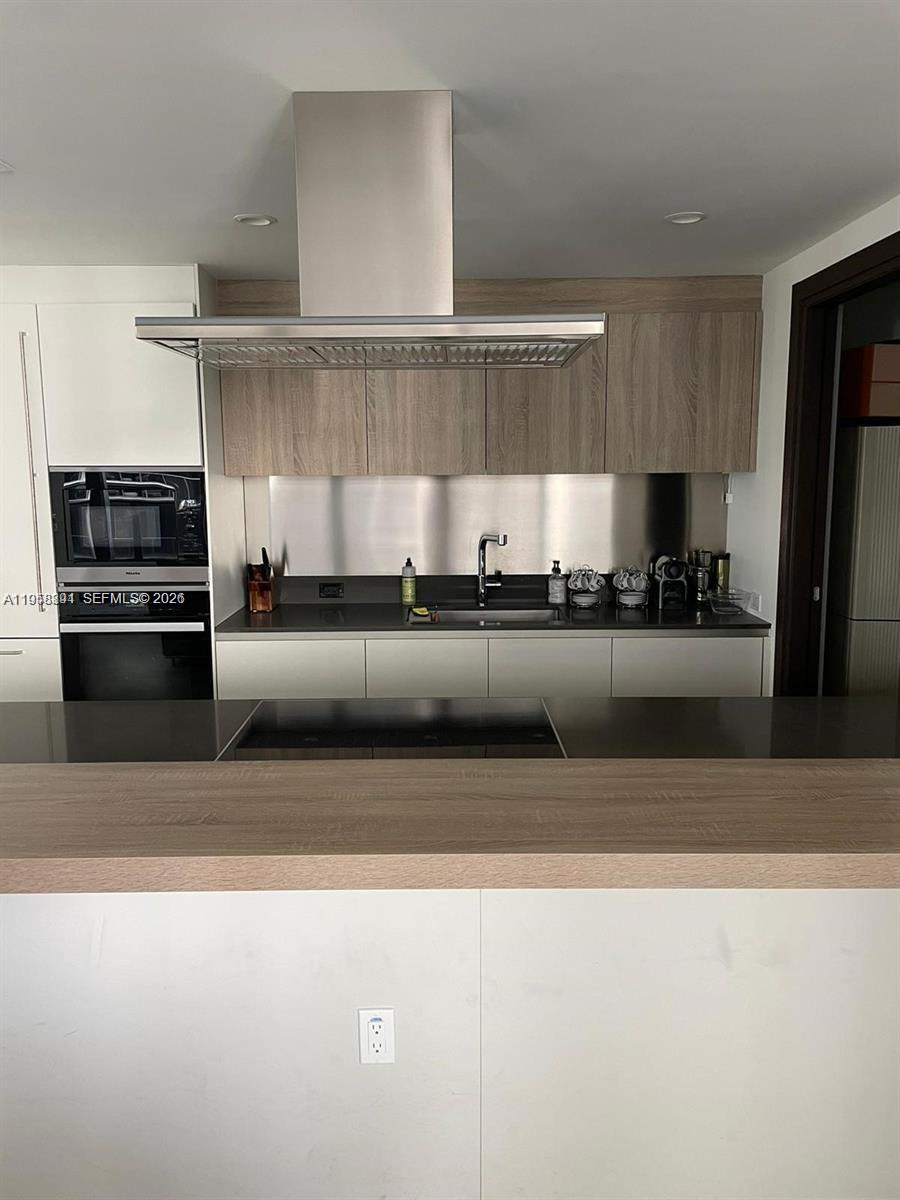 BRICKELL FLATIRON CONDO - Residential Lease