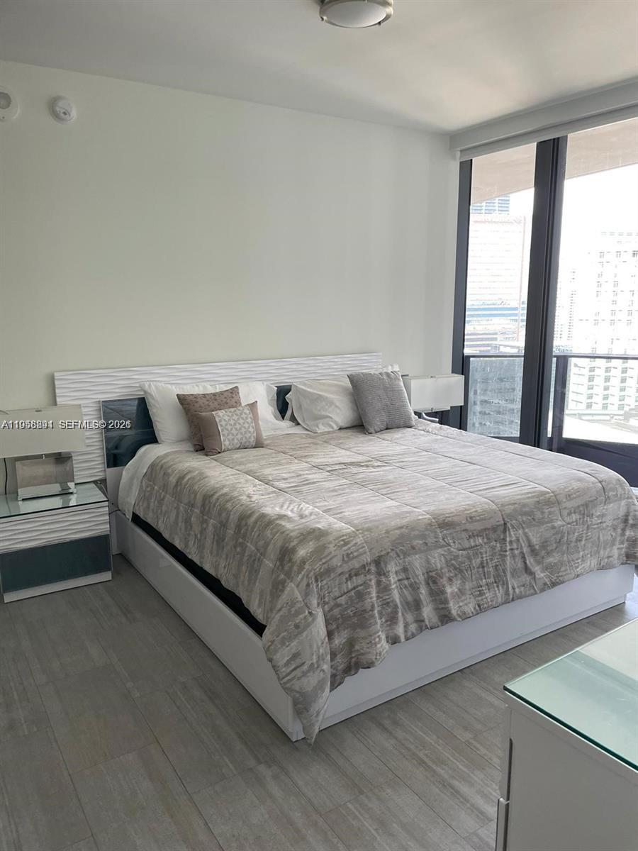 BRICKELL FLATIRON CONDO - Residential Lease