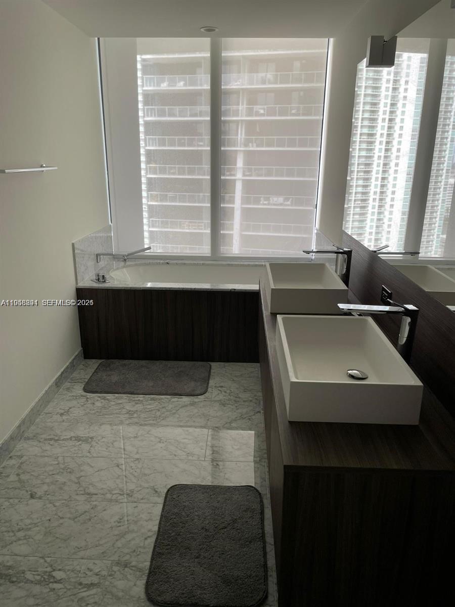 BRICKELL FLATIRON CONDO - Residential Lease