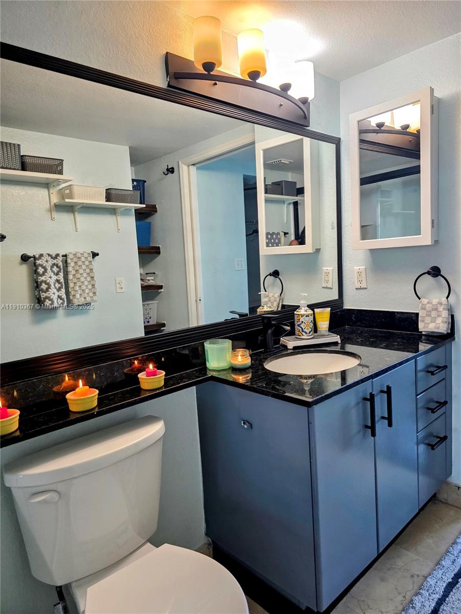 BAYVIEW CONDO AT NORTH BA - Residential Lease