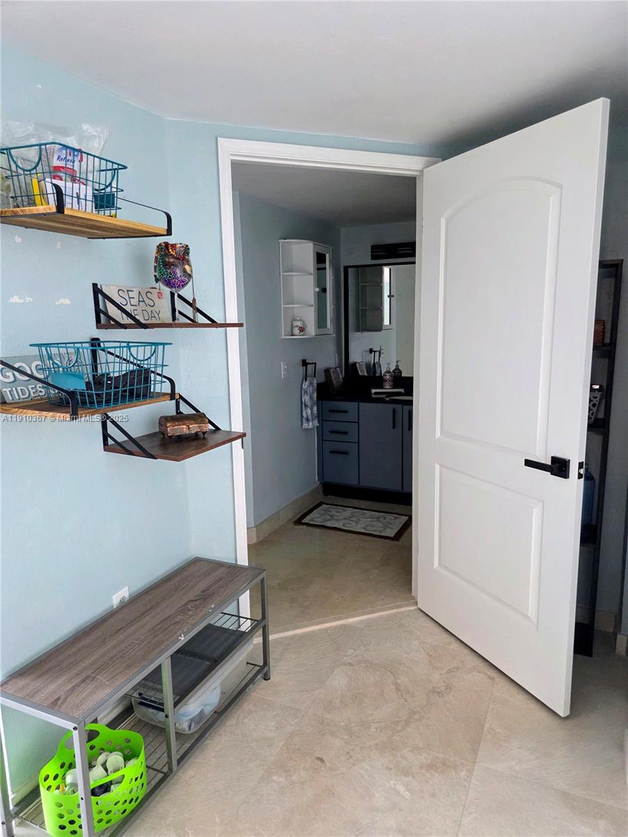 BAYVIEW CONDO AT NORTH BA - Residential Lease