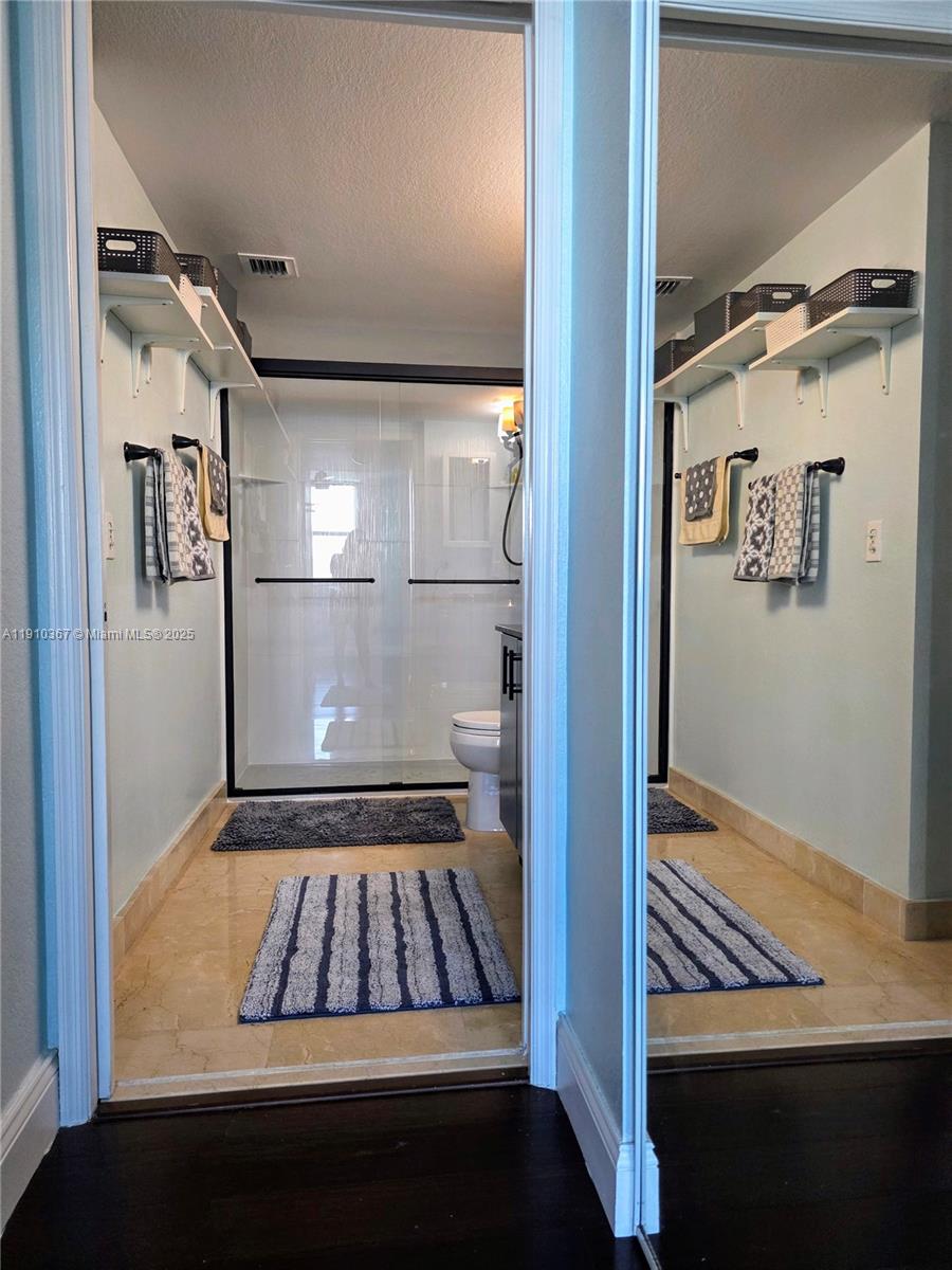 BAYVIEW CONDO AT NORTH BA - Residential Lease