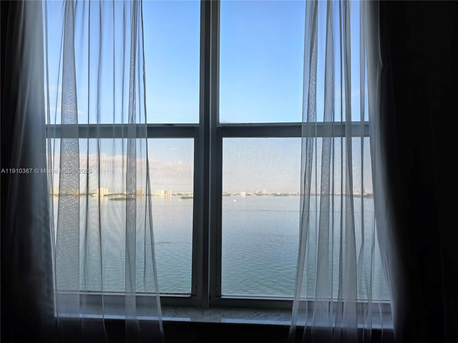 BAYVIEW CONDO AT NORTH BA - Residential Lease