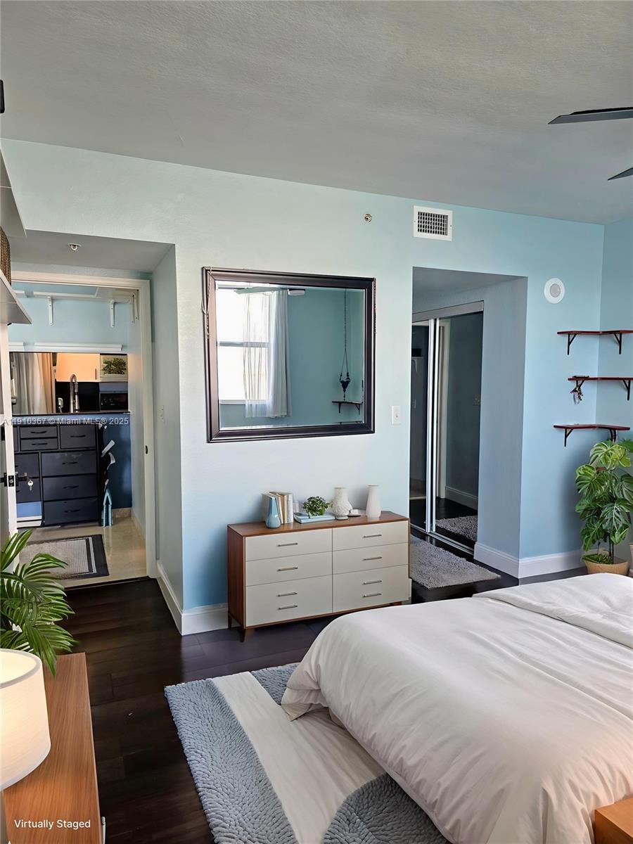 BAYVIEW CONDO AT NORTH BA - Residential Lease