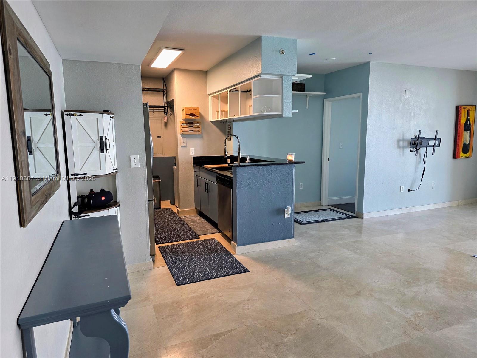 BAYVIEW CONDO AT NORTH BA - Residential Lease