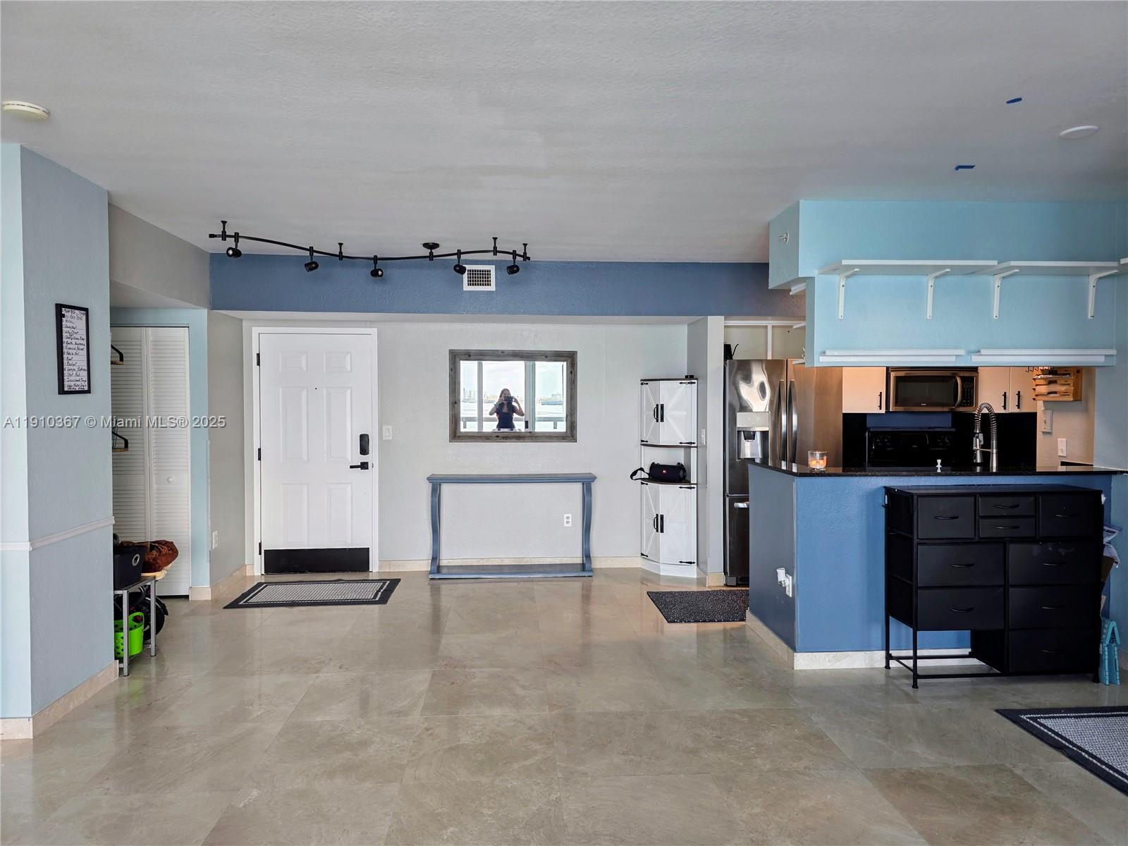 BAYVIEW CONDO AT NORTH BA - Residential Lease