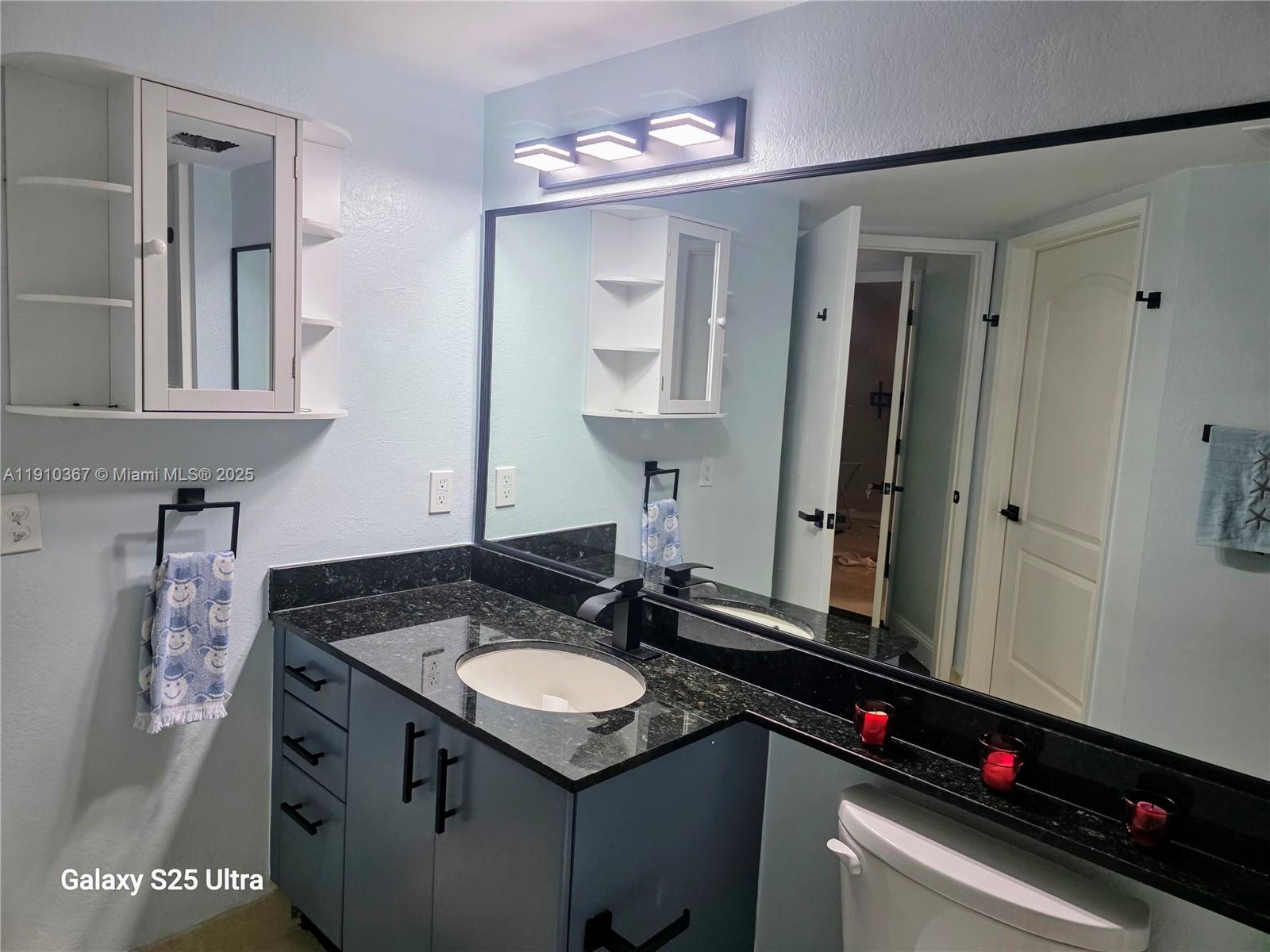 BAYVIEW CONDO AT NORTH BA - Residential Lease