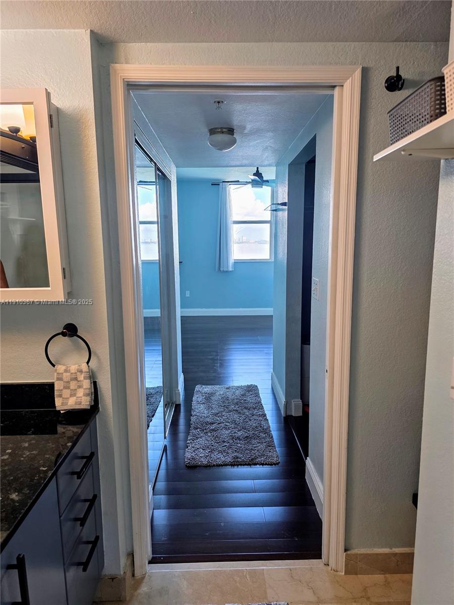 BAYVIEW CONDO AT NORTH BA - Residential Lease