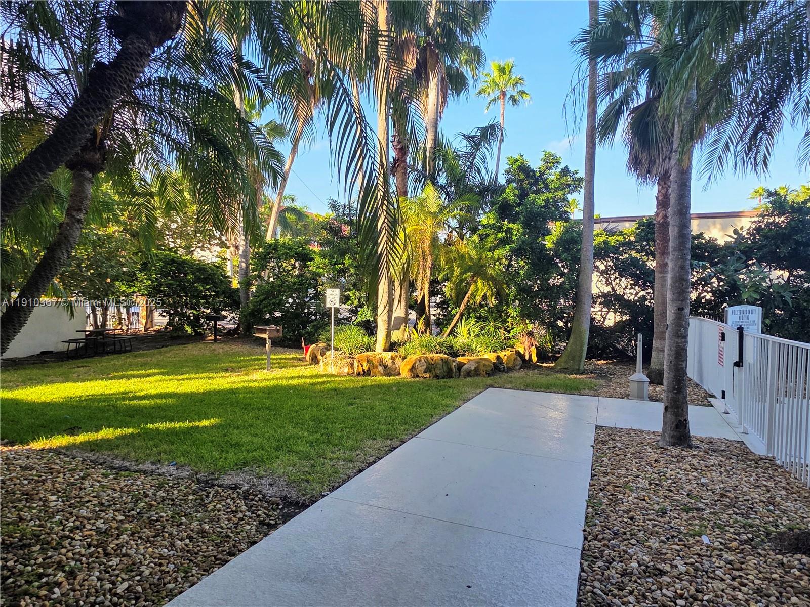 BAYVIEW CONDO AT NORTH BA - Residential Lease