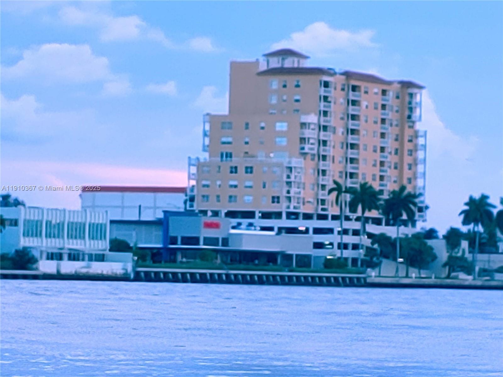 BAYVIEW CONDO AT NORTH BA - Residential Lease