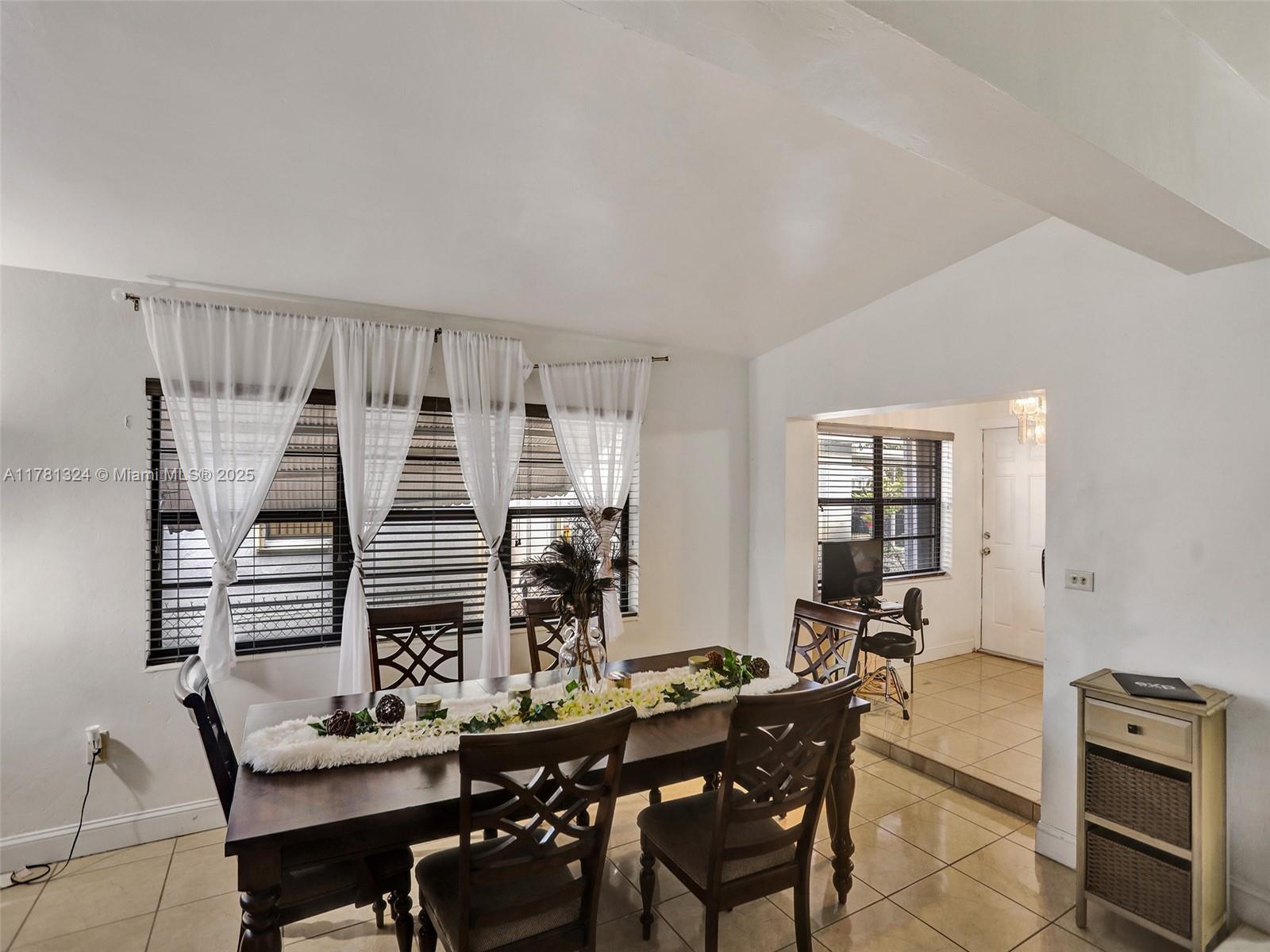 SEABOARD PARK - Residential