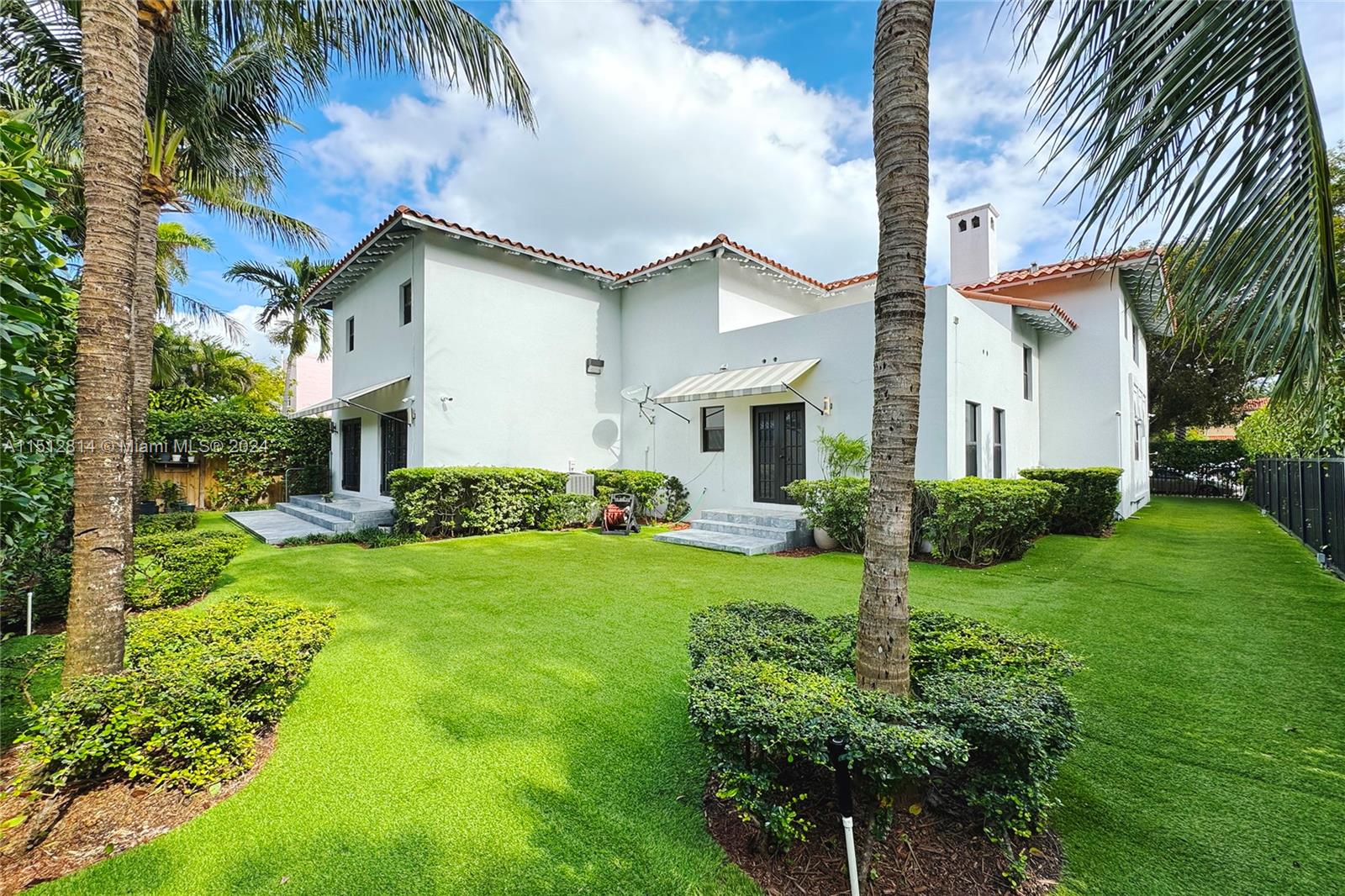 Property for Sale at 4312 Alton Rd Rd, Miami Beach, Miami-Dade County, Florida - Bedrooms: 4 
Bathrooms: 4  - $2,500,000