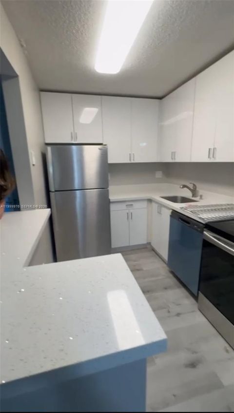 7100 NW 179th St 102 Hialeah FL 33015