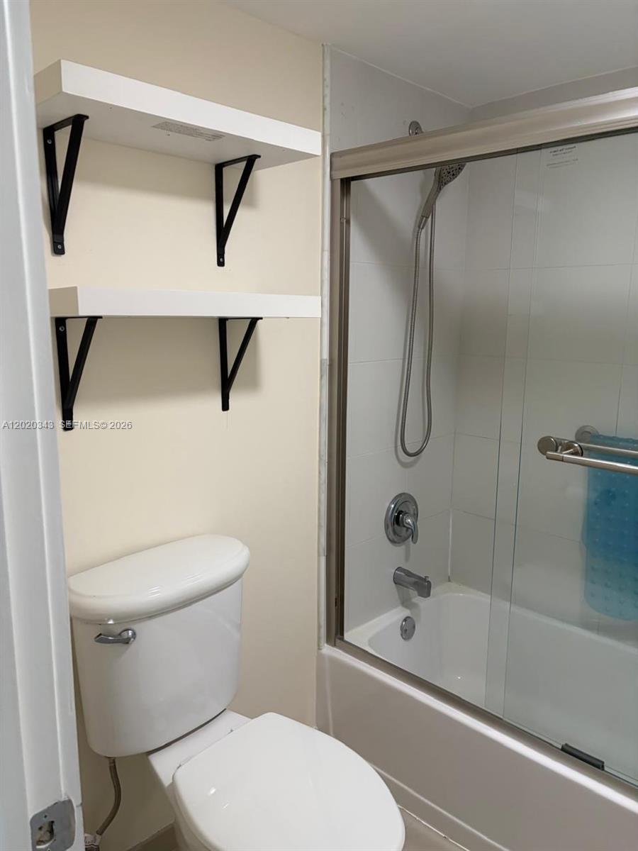 NO 113 PALM-AIRE COUNTRY - Residential