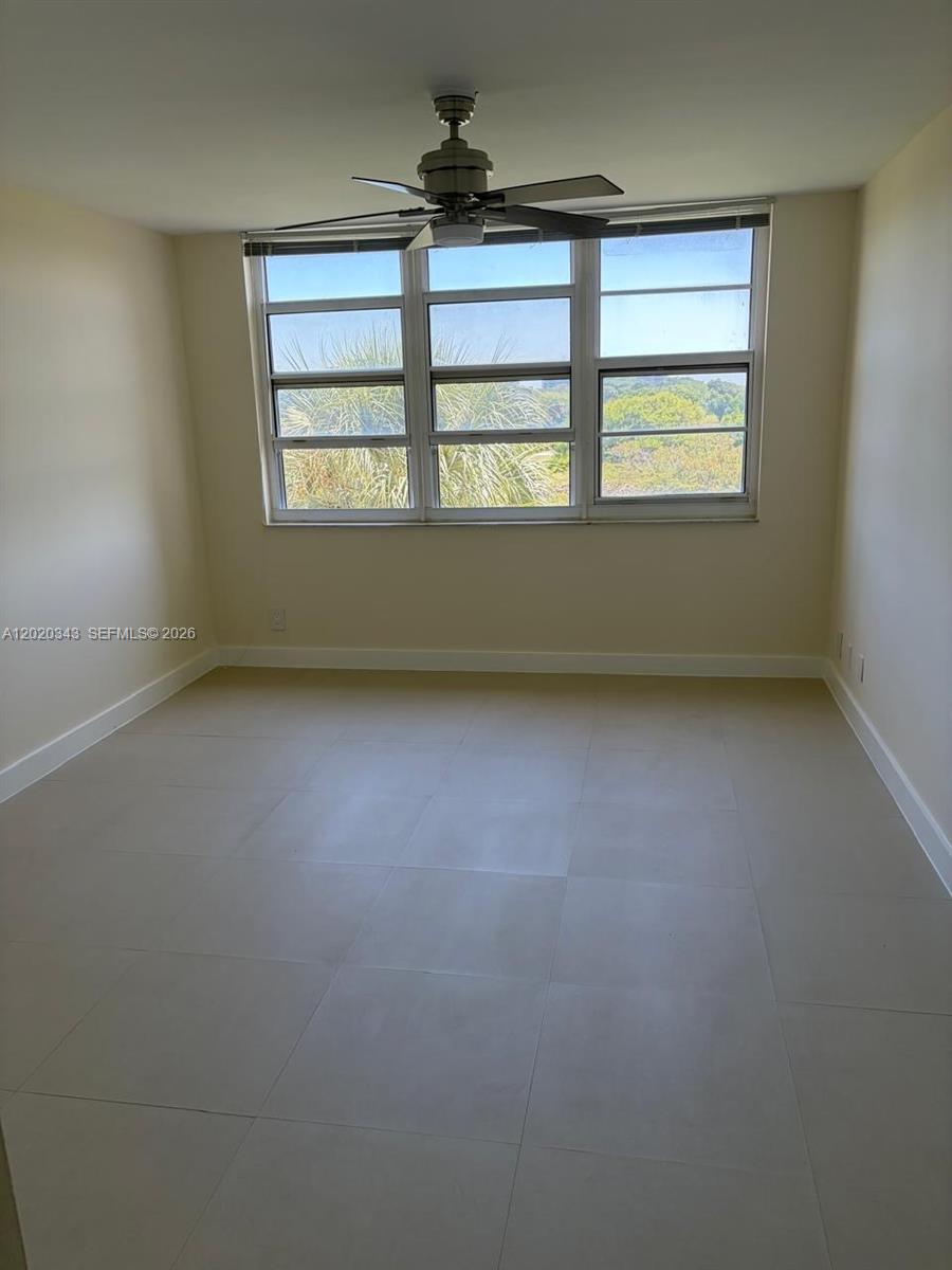NO 113 PALM-AIRE COUNTRY - Residential