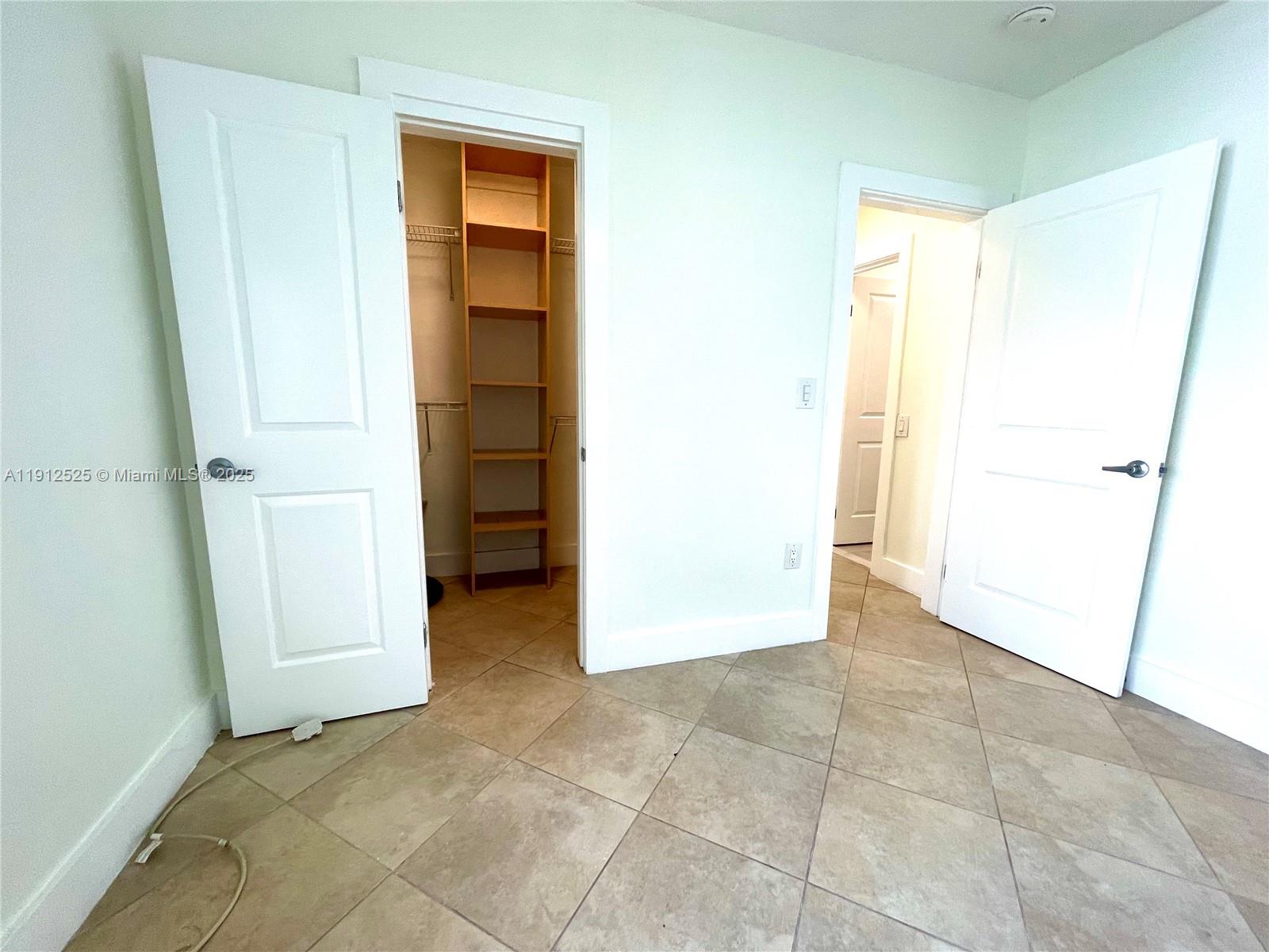 SUNRISE HARBOUR REV PL - Residential Lease