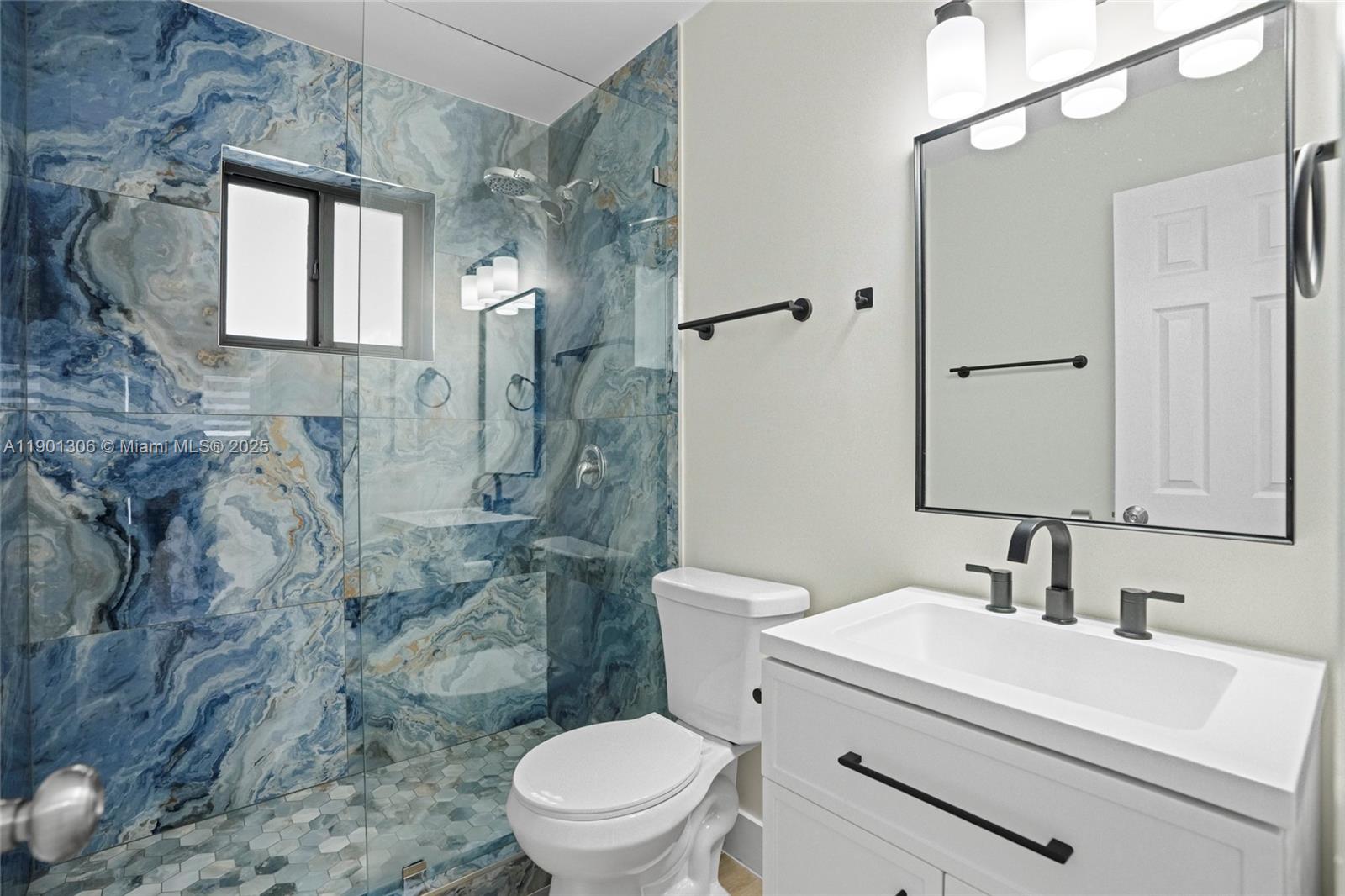 RONNIE SUE SUB - Residential Income