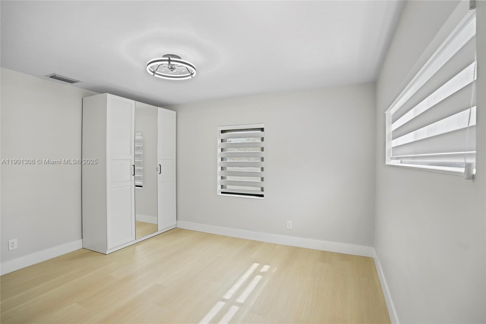 RONNIE SUE SUB - Residential Income