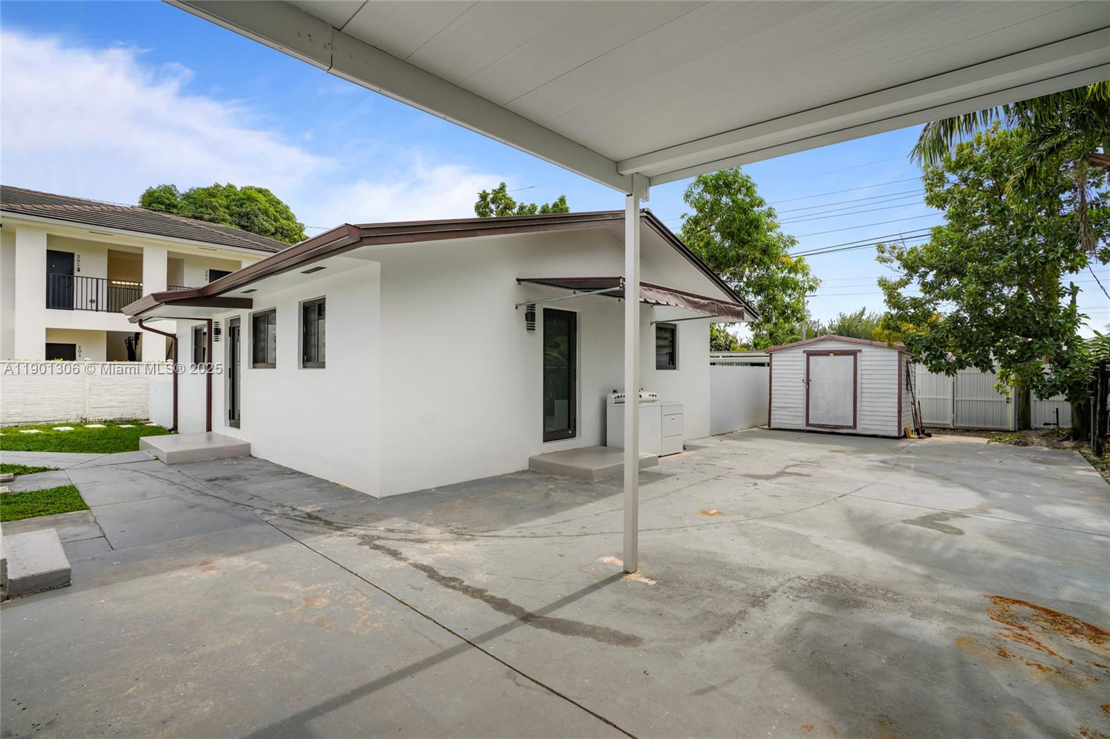 RONNIE SUE SUB - Residential Income