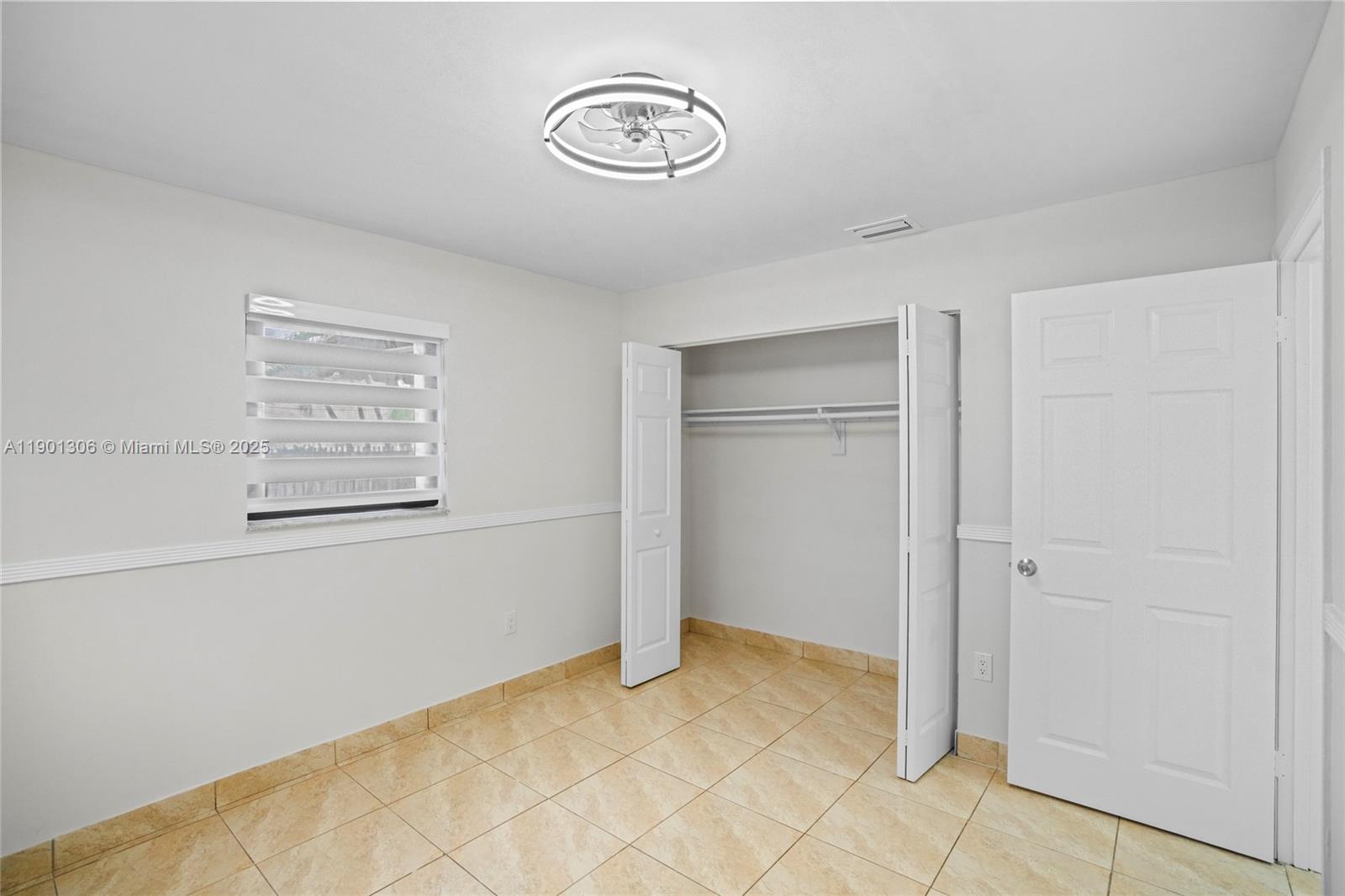 RONNIE SUE SUB - Residential Income