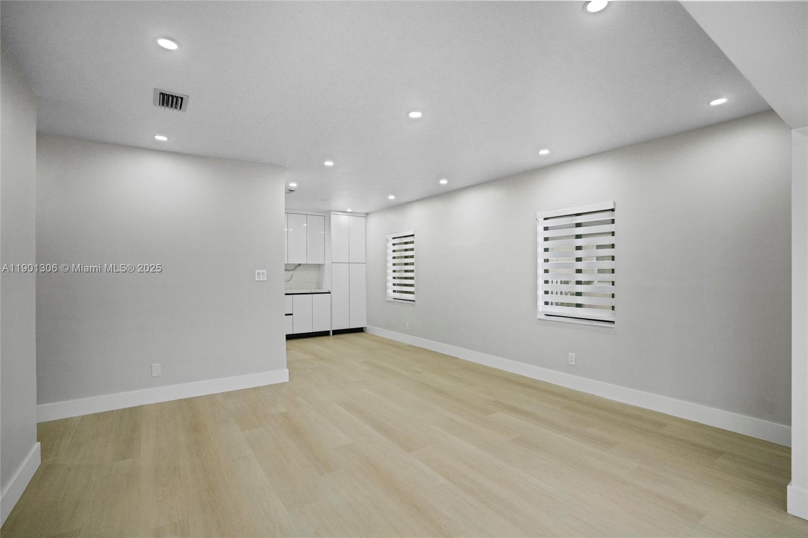 RONNIE SUE SUB - Residential Income