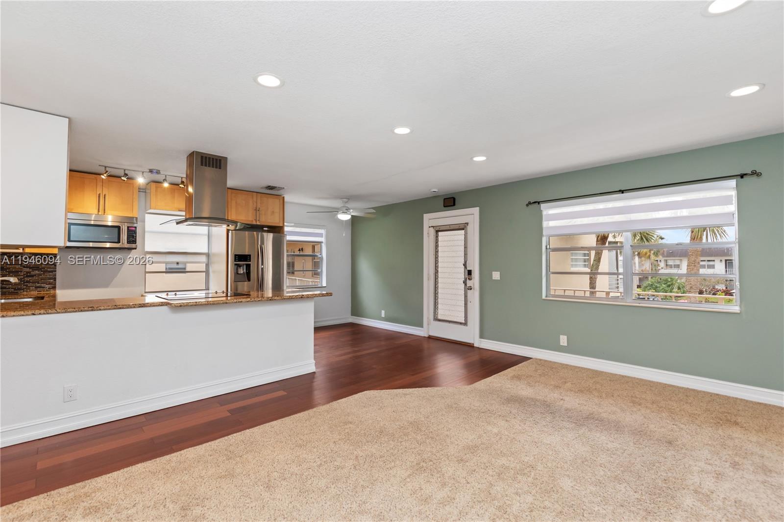 KINGS POINT NORMANDY COND - Residential