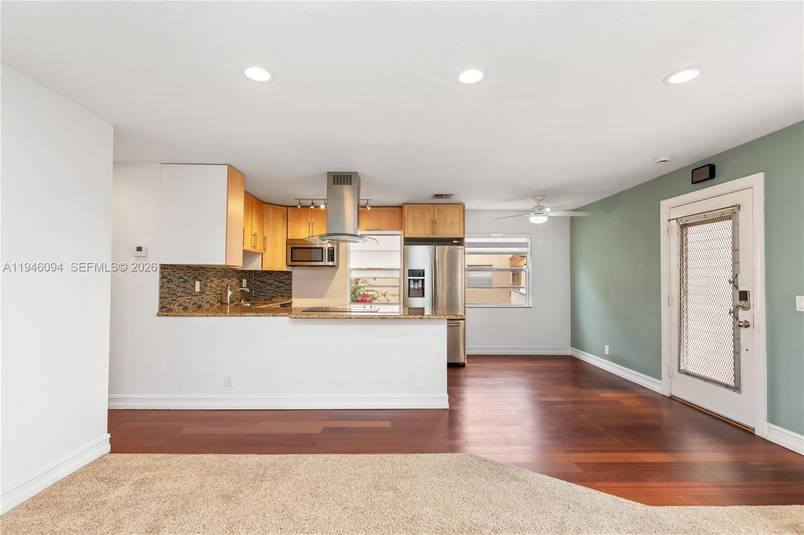 KINGS POINT NORMANDY COND - Residential