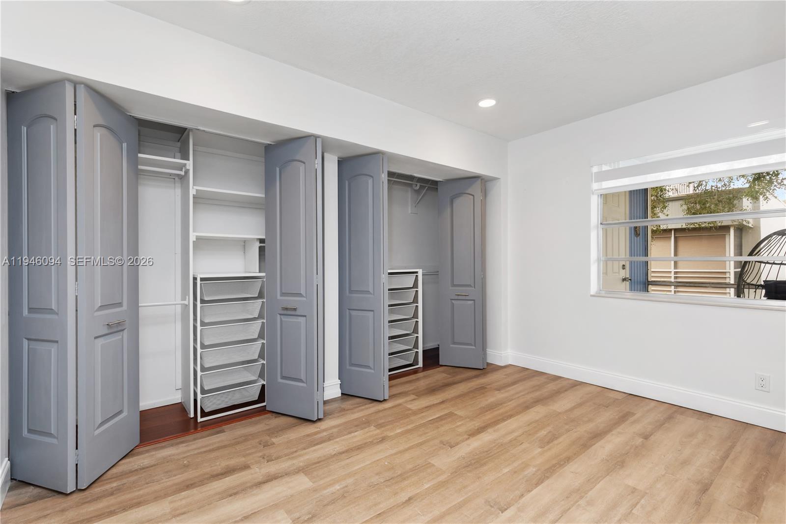 KINGS POINT NORMANDY COND - Residential