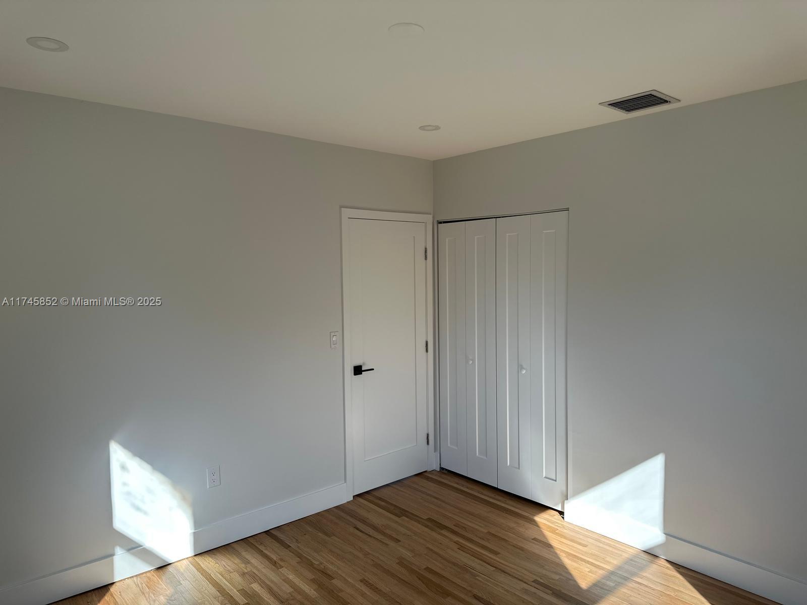 KING ARTHUR ESTATES - Residential Lease