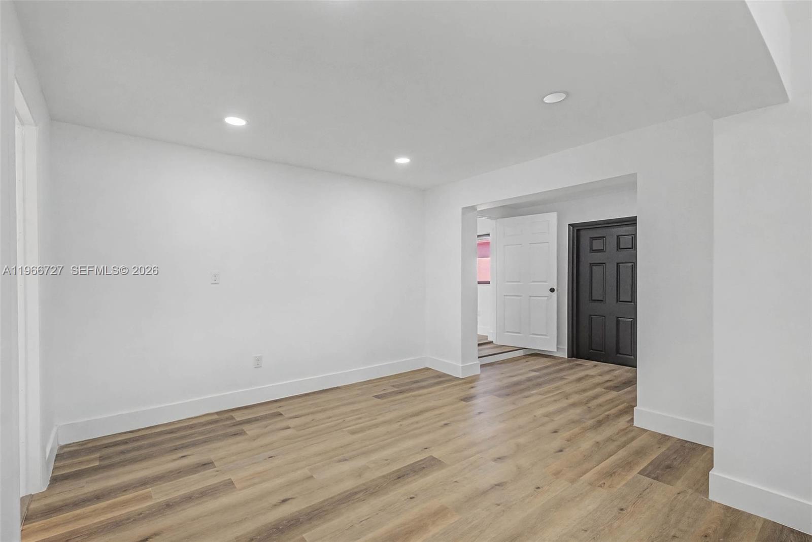 NORTH SHORES - Residential