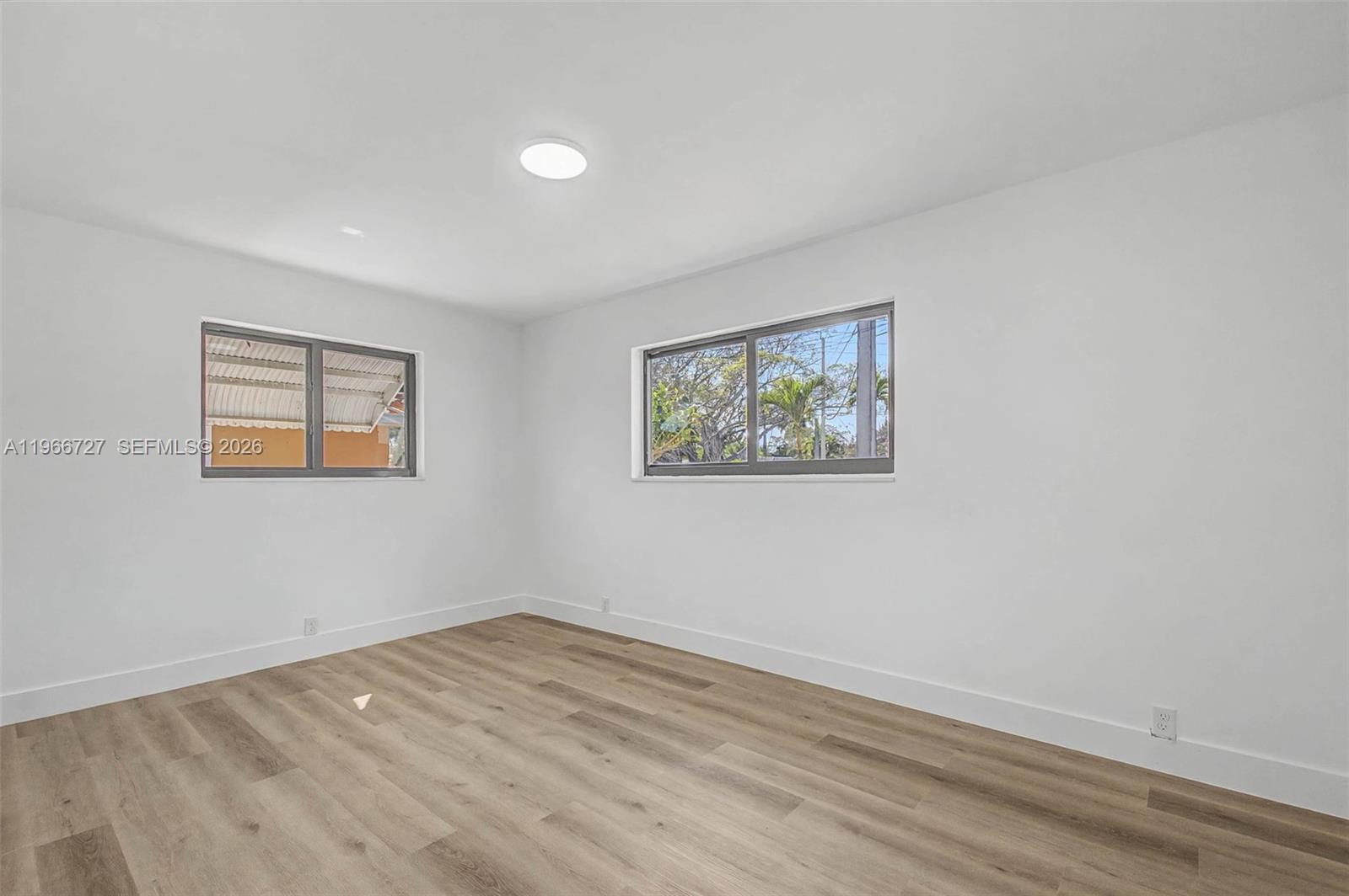 NORTH SHORES - Residential