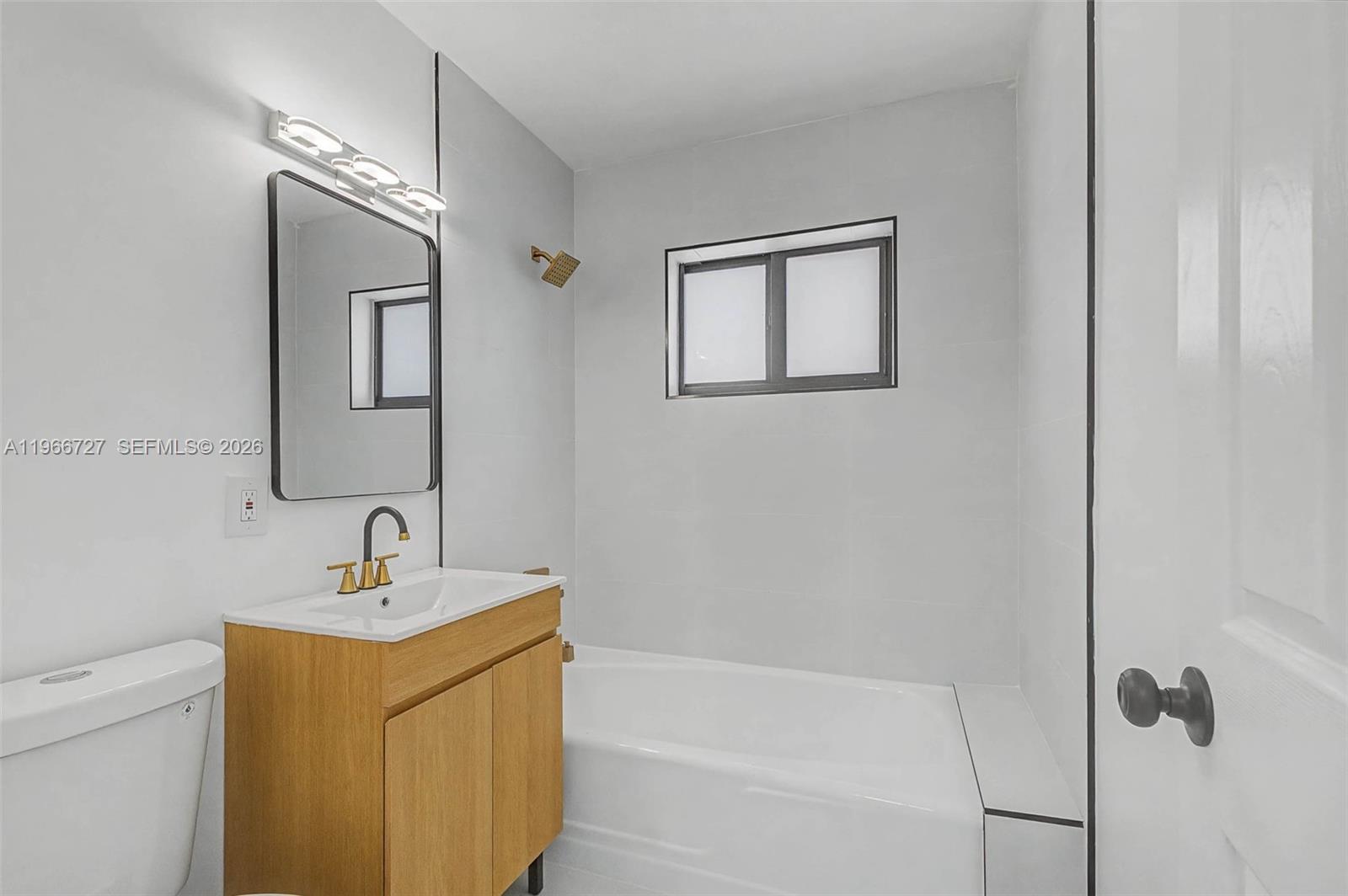 NORTH SHORES - Residential