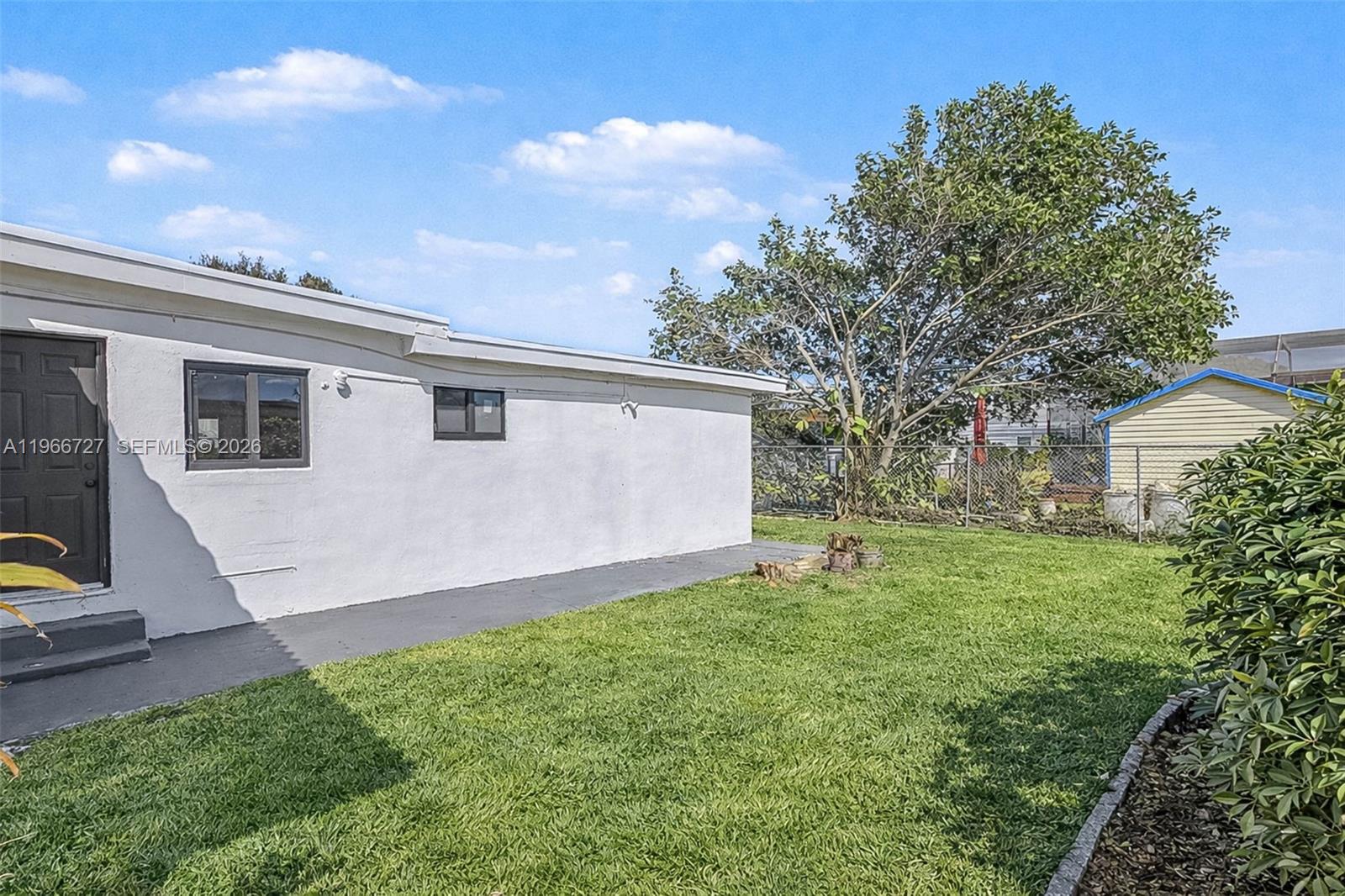 NORTH SHORES - Residential