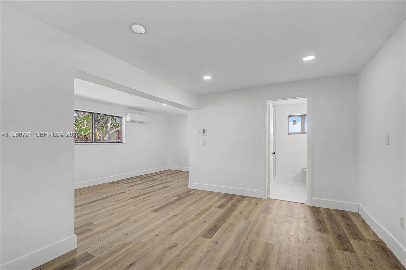 NORTH SHORES - Residential