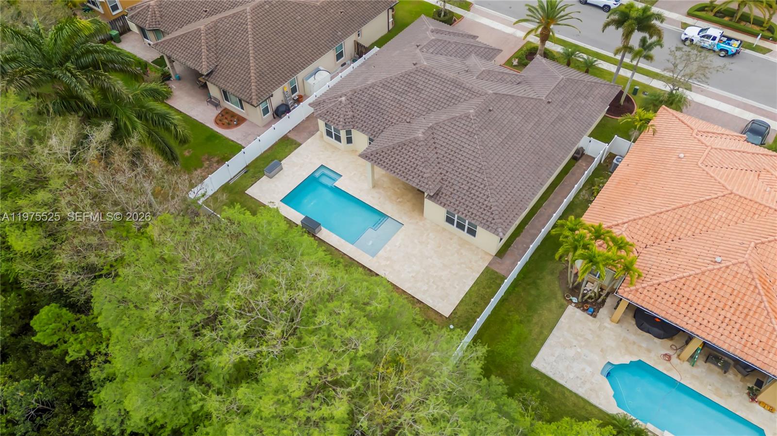 Encantada - Residential