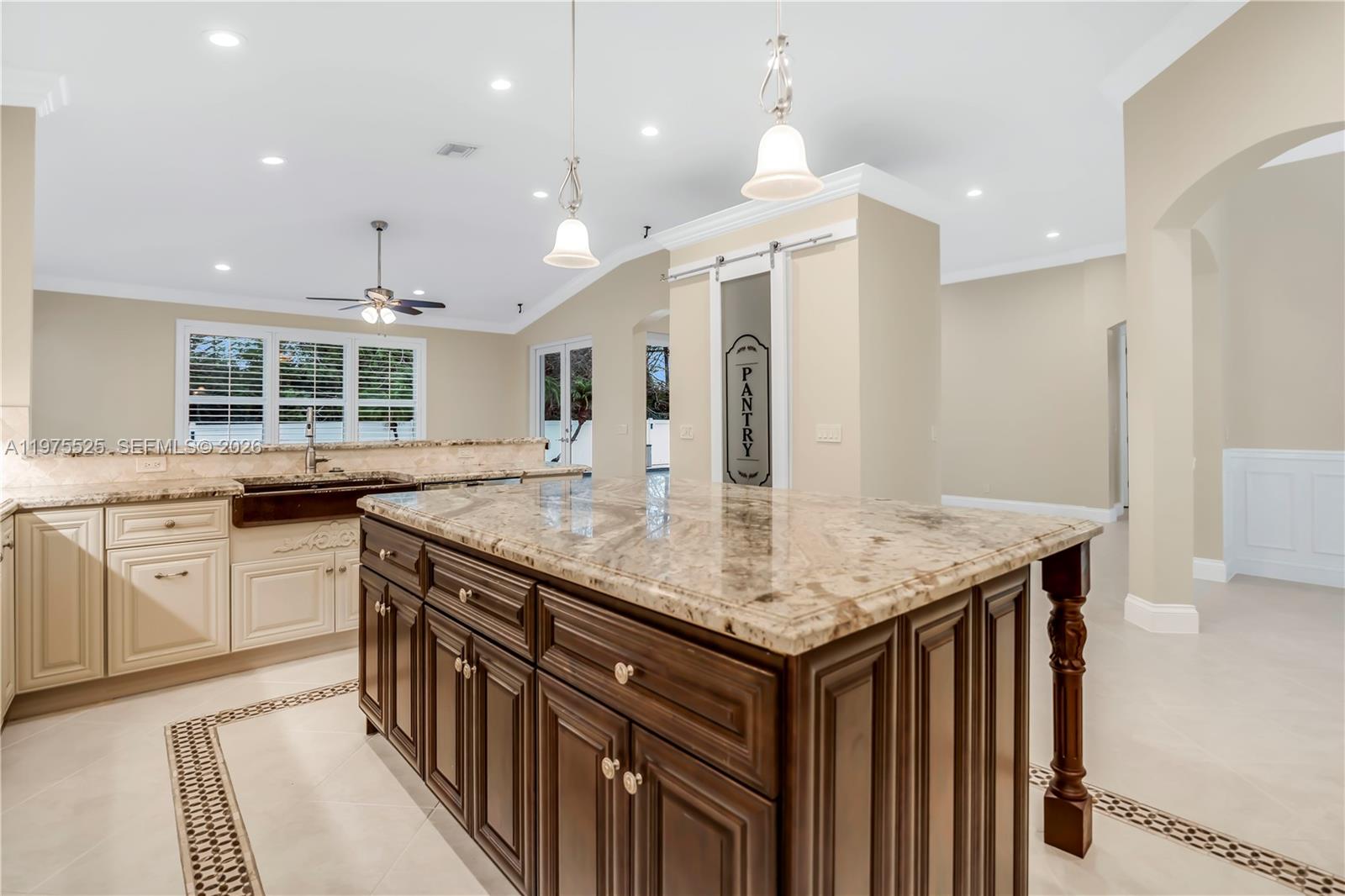 Encantada - Residential