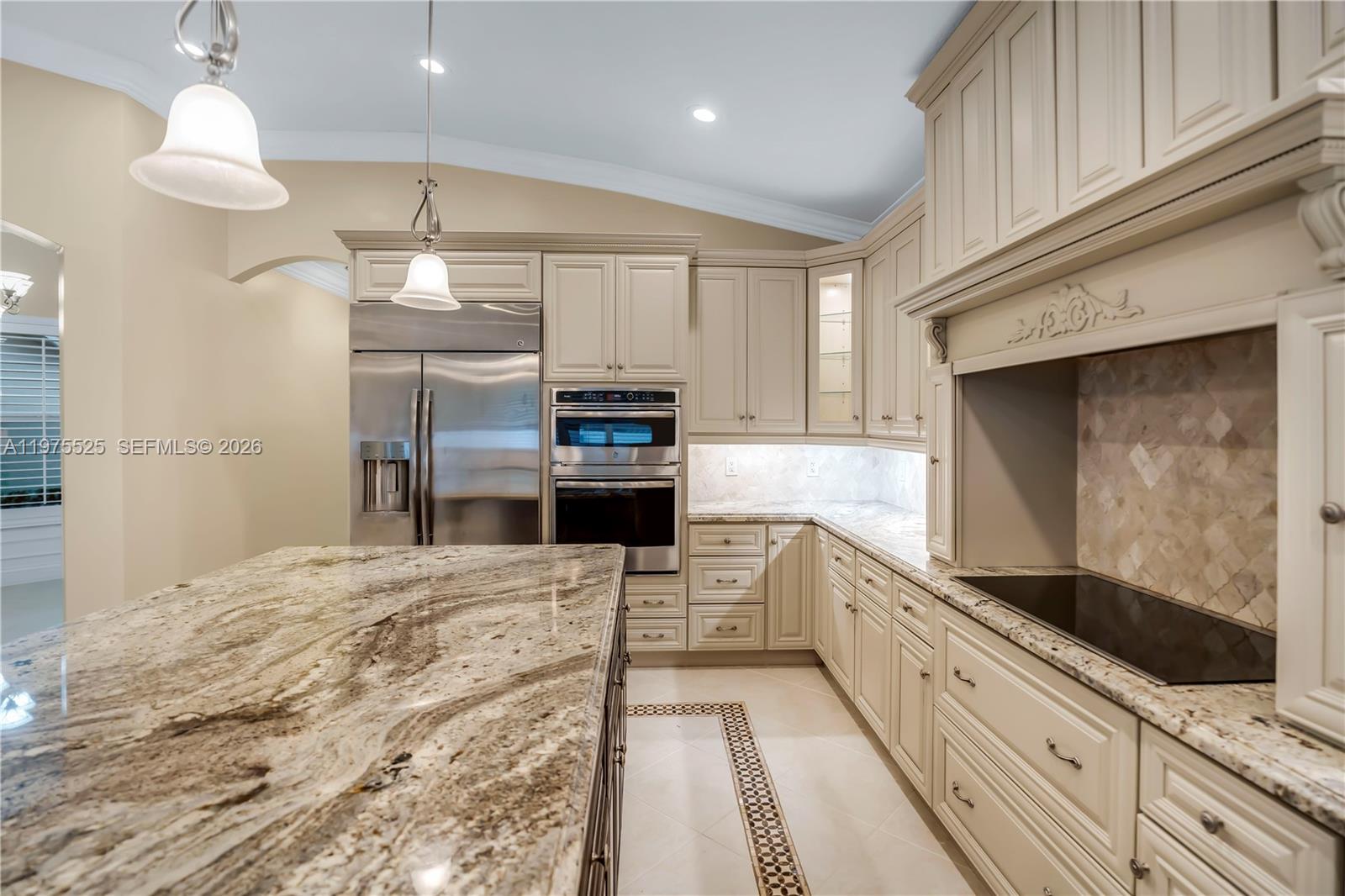 Encantada - Residential