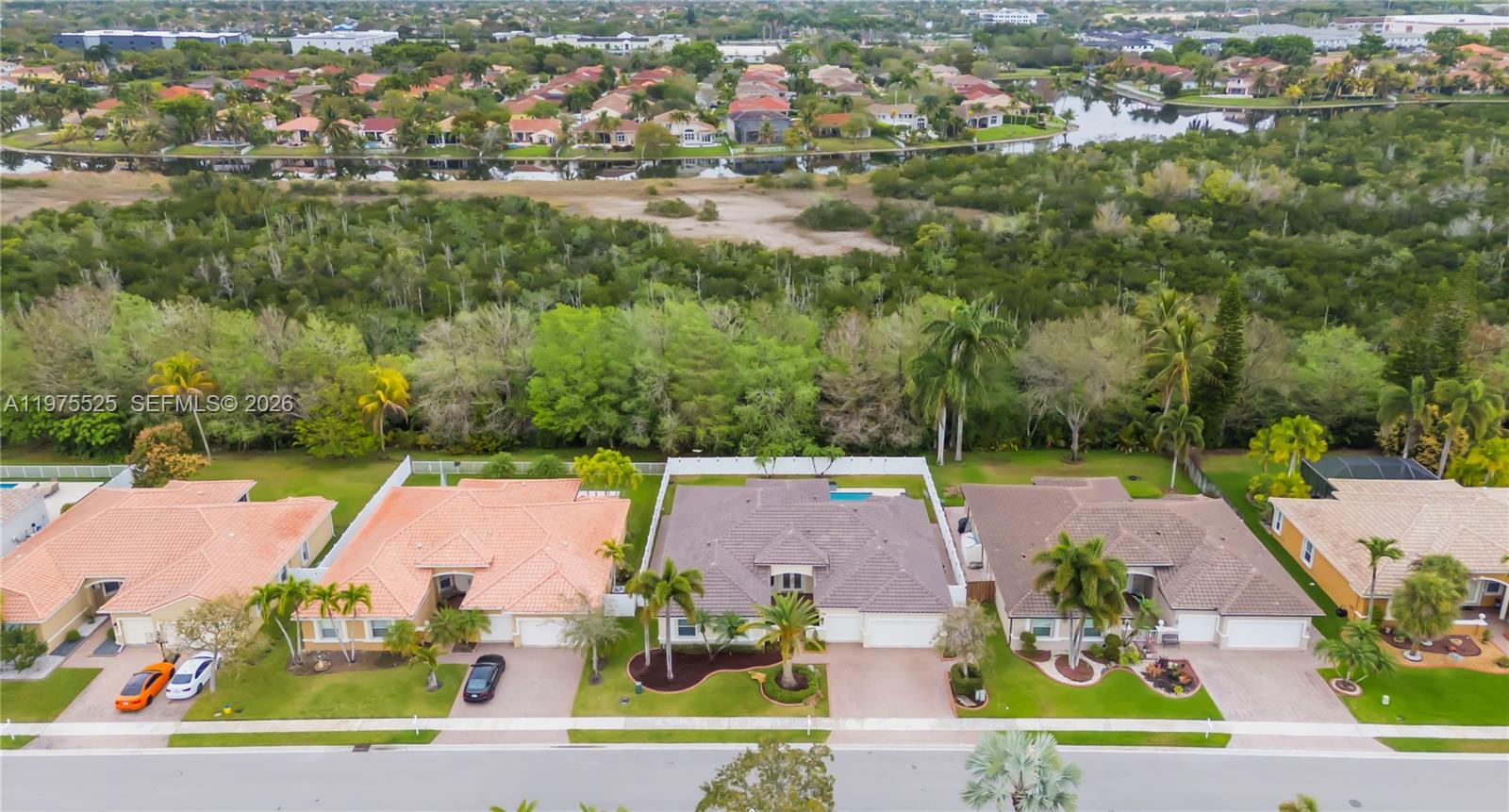 Encantada - Residential